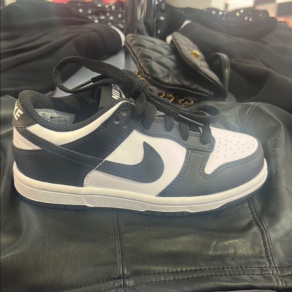 Nike Kids panda dunks